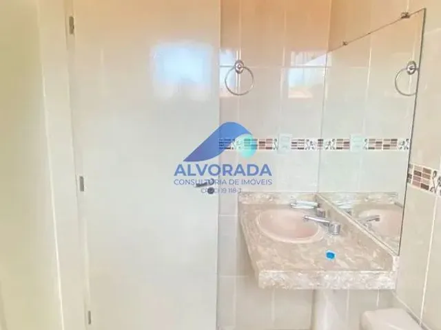 Comercial com 255m², à venda ou para alugar, no bairro Parque Industrial em São José Dos Campos