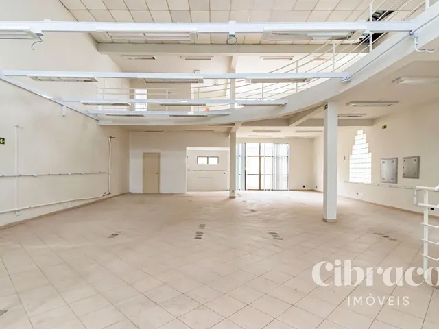 Comercial para alugar, no bairro Alto da Rua XV em Curitiba