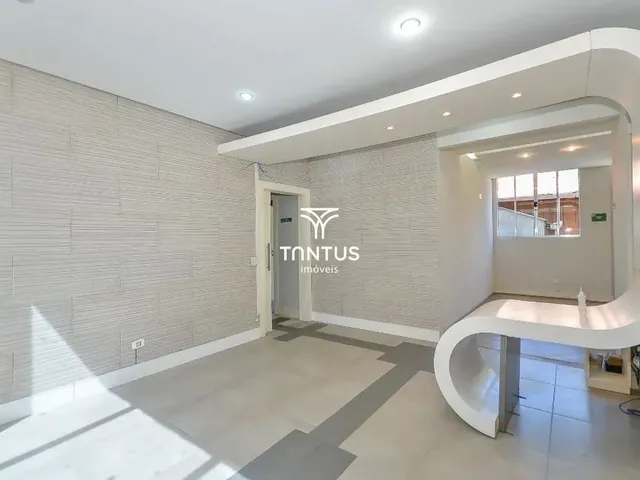 Comercial para alugar, no bairro Bacacheri em Curitiba