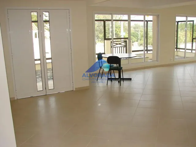 Comercial com 293m², à venda, no bairro Jardim Satélite em São José Dos Campos