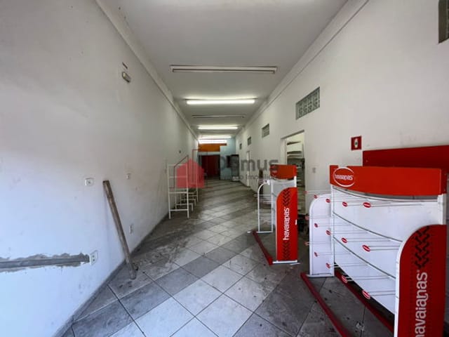 Comercial com 273m², à venda, no bairro Centro em Taubaté