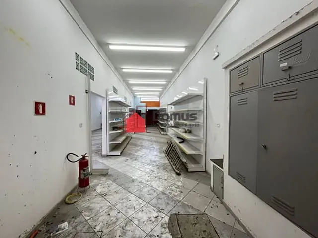 Comercial com 273m², à venda, no bairro Centro em Taubaté