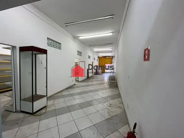 Comercial com 273m², à venda, no bairro Centro em Taubaté