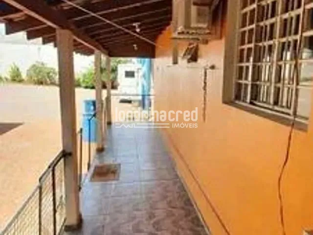 Loja com 2400m², à venda, no bairro Santa Felicidade em Cascavel
