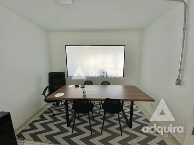 Sala com 62m², para alugar, no bairro Centro em Ponta Grossa