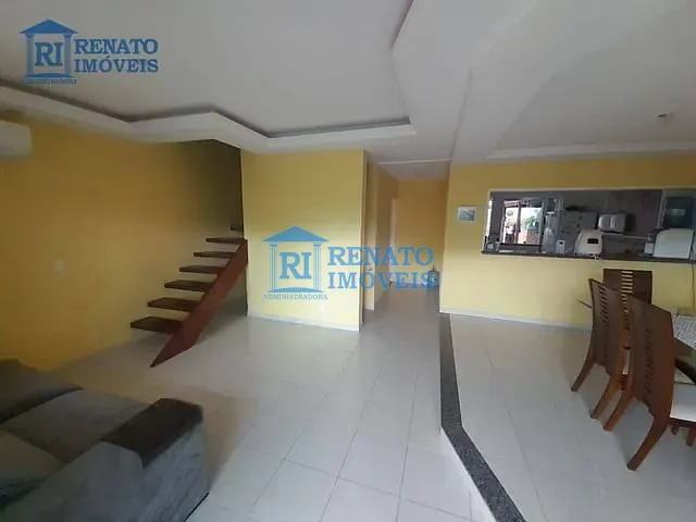 Casa 4 quartos e 4 banheiros, à venda, no bairro Centro em Maricá