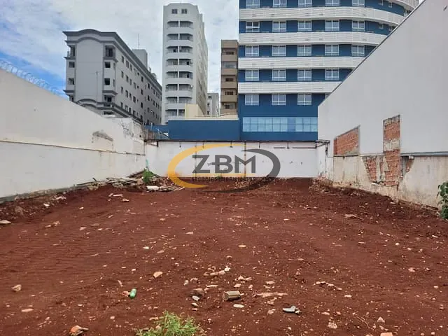 Terreno com 362m², à venda, no bairro Vila Ipiranga em Londrina