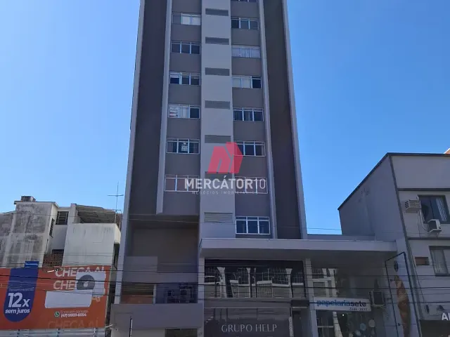Sala para alugar, no bairro Centro em Blumenau