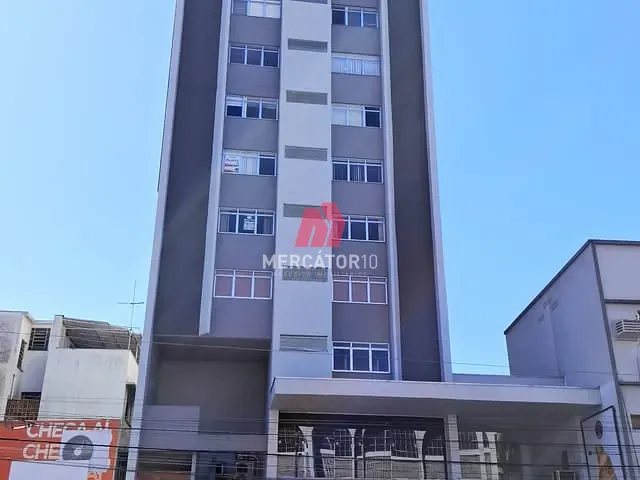 Sala para alugar, no bairro Centro em Blumenau