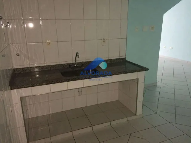 Comercial com 250m², à venda, no bairro Jardim São Dimas em São José Dos Campos