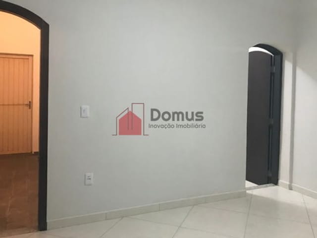 Comercial para alugar, no bairro São Benedito em Pindamonhangaba