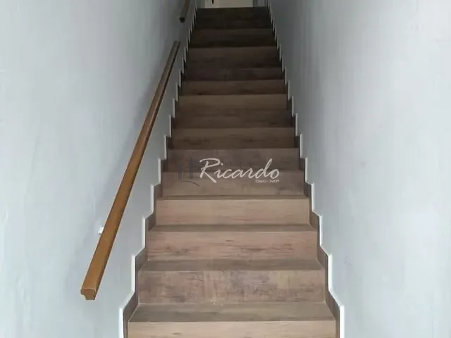Sala com 70m² 1 quarto e 1 banheiro, para alugar, no bairro Centro em Arapongas