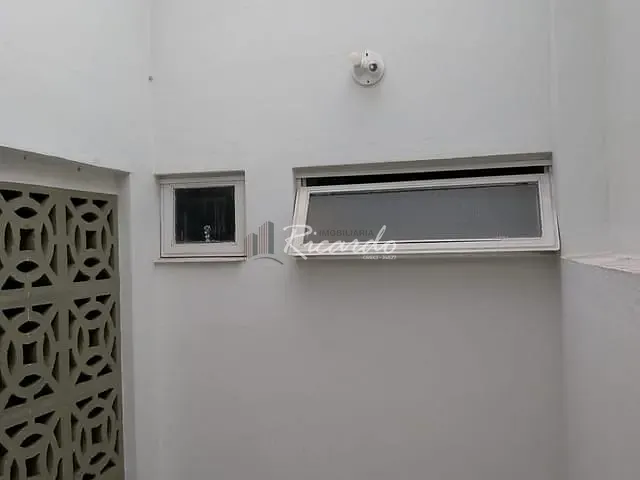 Sala com 70m² 1 quarto e 1 banheiro, para alugar, no bairro Centro em Arapongas