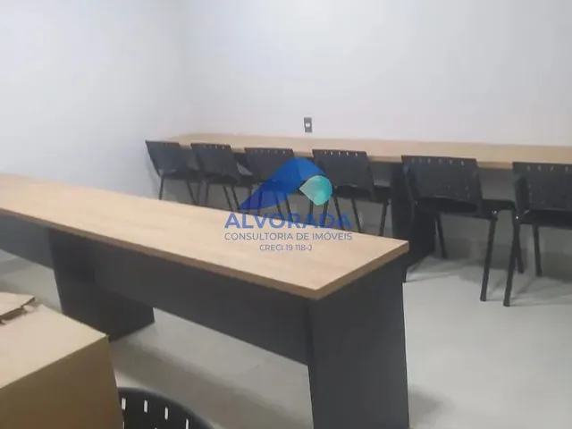 Comercial com 10m², à venda ou para alugar, no bairro Vila Ema em São José Dos Campos