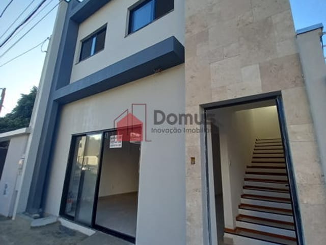 Sala para alugar, no bairro São Benedito em Pindamonhangaba