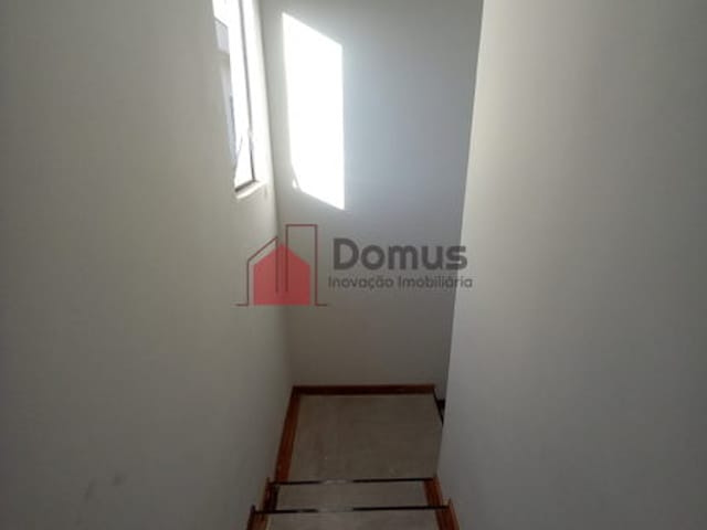 Sala para alugar, no bairro São Benedito em Pindamonhangaba