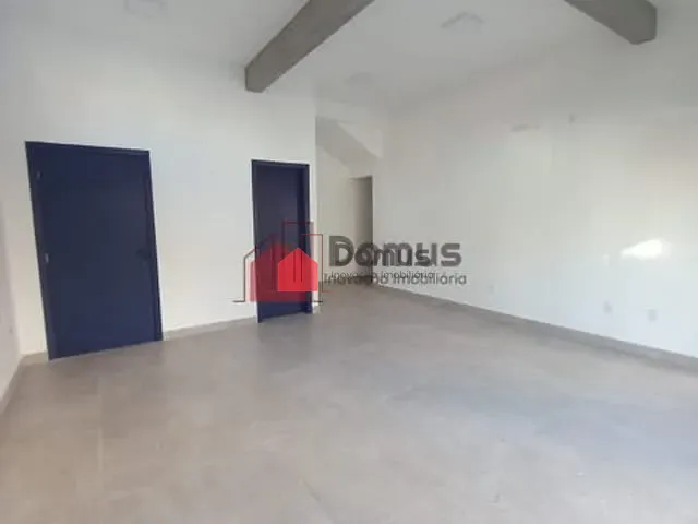 Sala para alugar, no bairro São Benedito em Pindamonhangaba