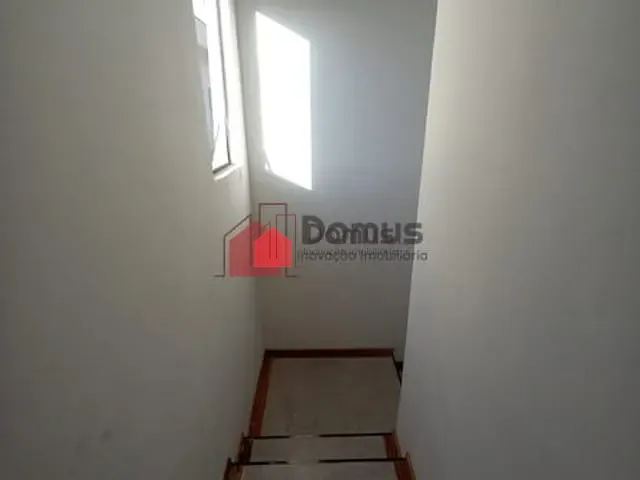 Sala para alugar, no bairro São Benedito em Pindamonhangaba
