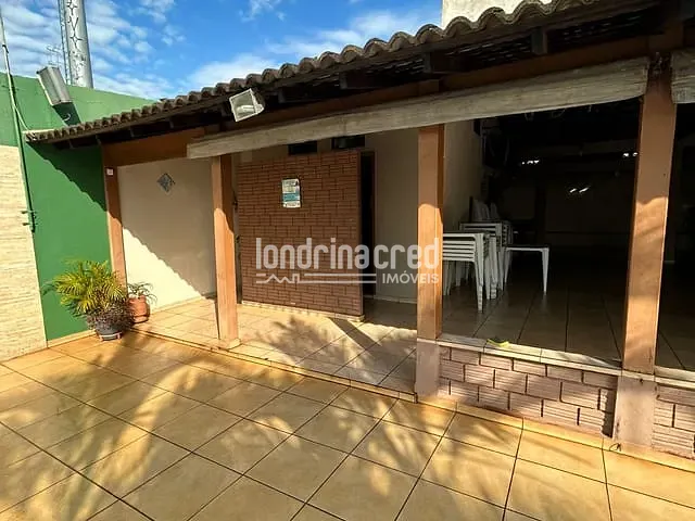 Comercial com 450m², à venda, no bairro Colúmbia em Londrina