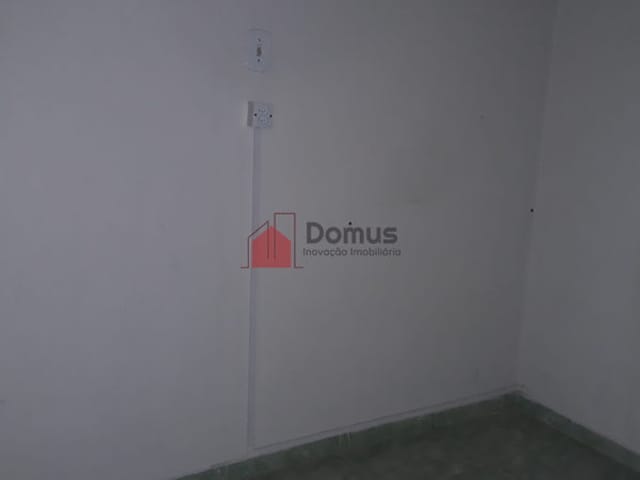 Comercial para alugar, no bairro Santana em Pindamonhangaba
