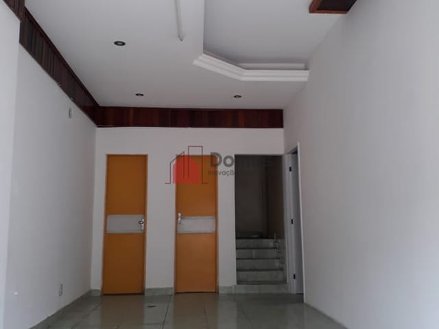 Comercial para alugar, no bairro Santana em Pindamonhangaba