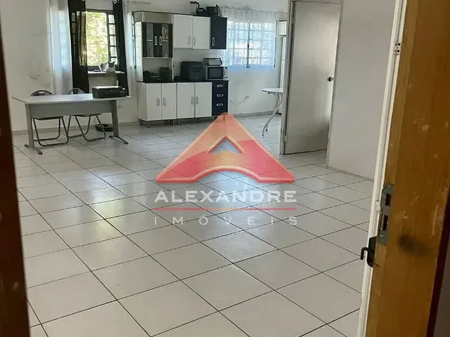 Comercial com 206m², à venda, no bairro Jardim Ismênia em São José Dos Campos