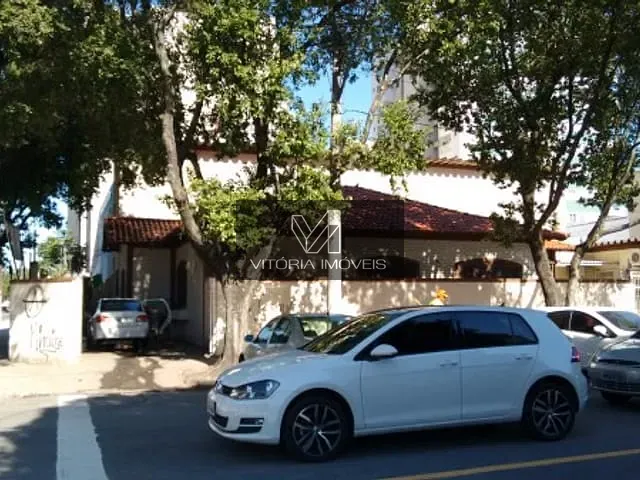Casa com 400m², para alugar, no bairro BENTO FERREIRA em Vitoria