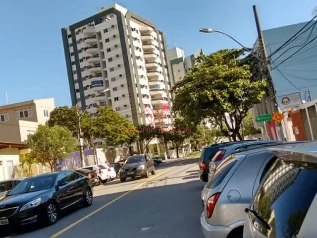 Casa com 400m², para alugar, no bairro BENTO FERREIRA em Vitoria