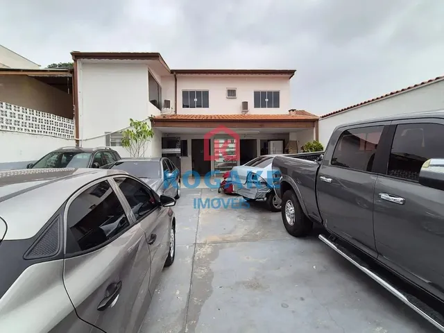 Comercial com 250m², à venda ou para alugar, no bairro Jardim Motorama em São José Dos Campos