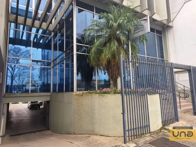 Comercial à venda, no bairro HAUER em Curitiba