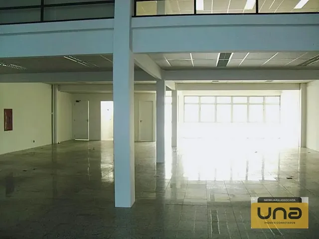 Comercial à venda, no bairro HAUER em Curitiba