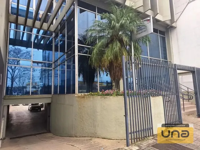 Comercial à venda, no bairro HAUER em Curitiba
