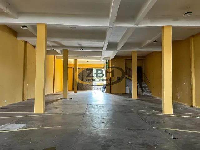 Galpão / Barracão com 570m², à venda, no bairro Jardim Palmares em Londrina