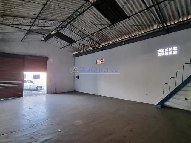 Loja com 160m², à venda, no bairro Cidade Nova São Miguel em São Paulo