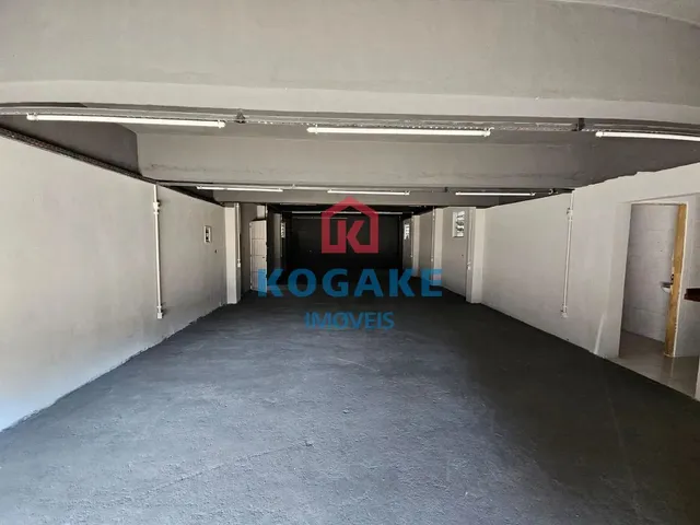 Comercial com 250m², à venda ou para alugar, no bairro Bosque dos Eucaliptos em São José Dos Campos
