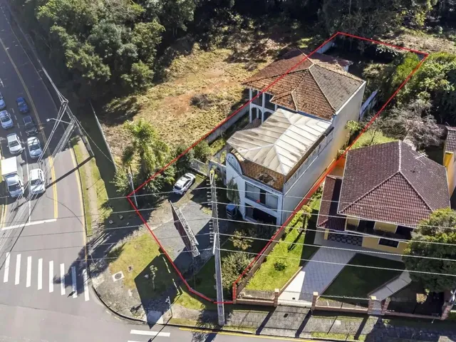 Comercial à venda, no bairro Campo Comprido em Curitiba