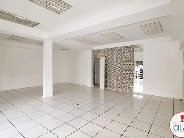 Comercial para alugar, no bairro Rebouças em Curitiba