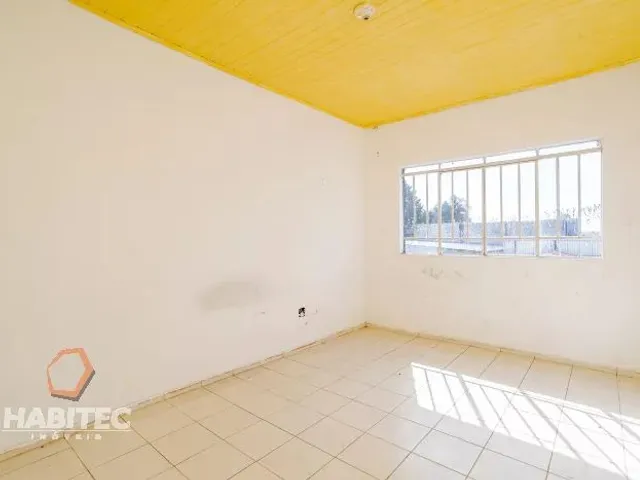 Comercial com 566m², à venda, no bairro Hauer em Curitiba