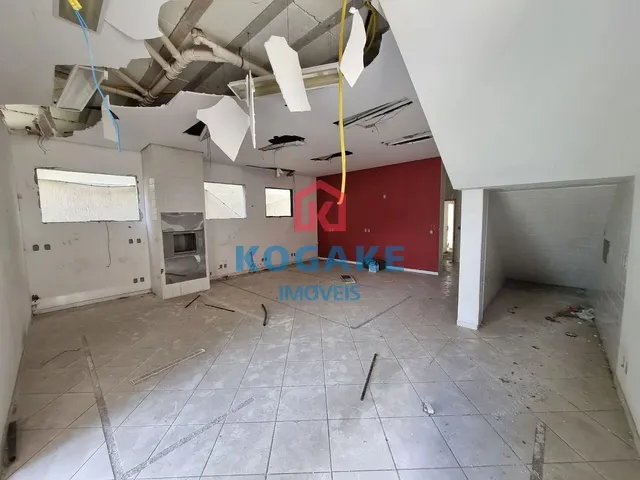Comercial com 301m², à venda ou para alugar, no bairro Centro em São José Dos Campos