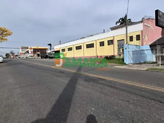 Comercial com 463m², para alugar, no bairro NOVO MUNDO em Curitiba