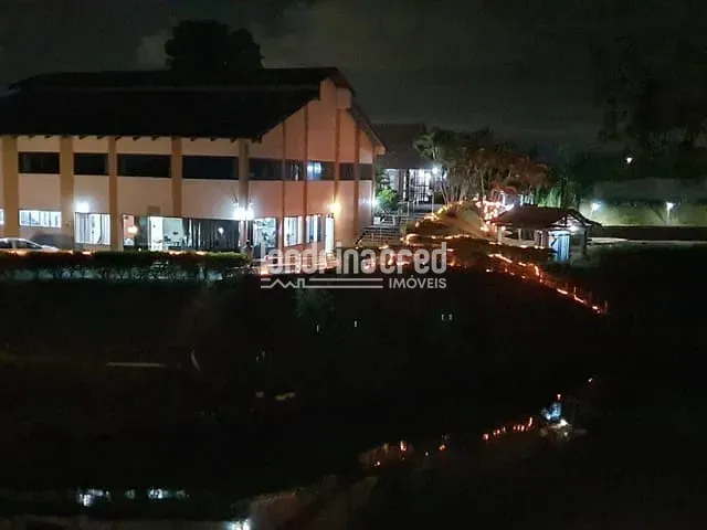 Comercial com 120000m², à venda, no bairro Parque Industrial Zona Norte em Apucarana