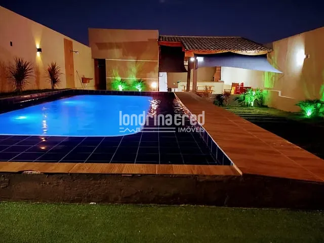 Loja com 240m², à venda, no bairro Balneário Tibagi em Ibiporã