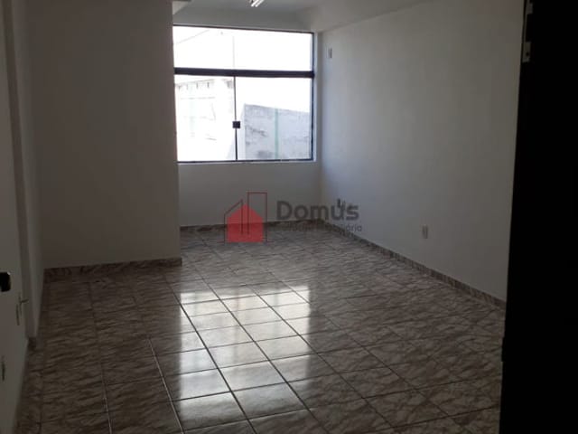 Comercial para alugar, no bairro Centro em Pindamonhangaba