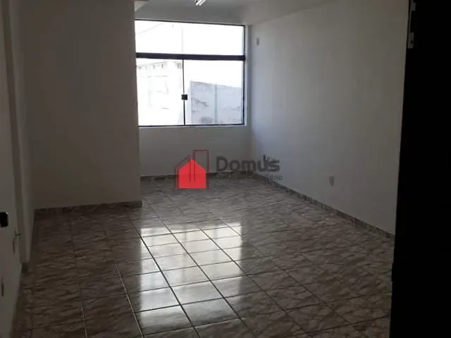 Comercial para alugar, no bairro Centro em Pindamonhangaba
