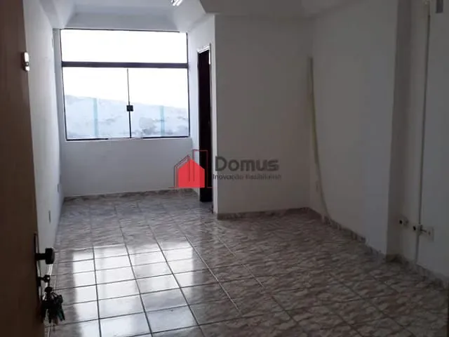 Comercial para alugar, no bairro Centro em Pindamonhangaba