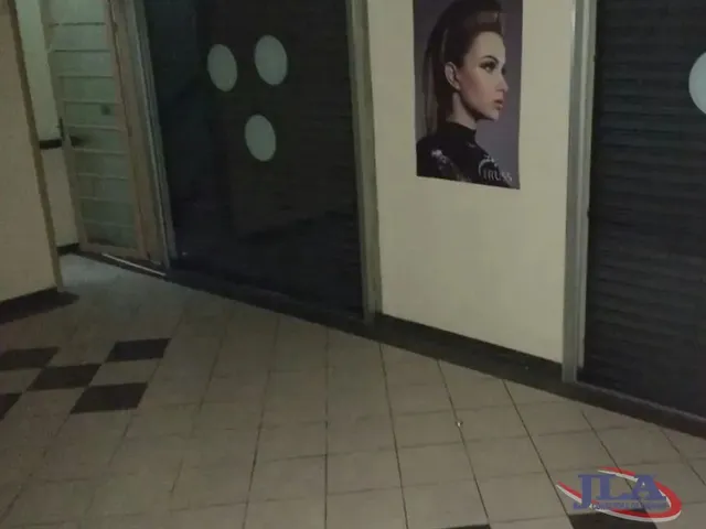 Comercial à venda, no bairro Centro em Curitiba