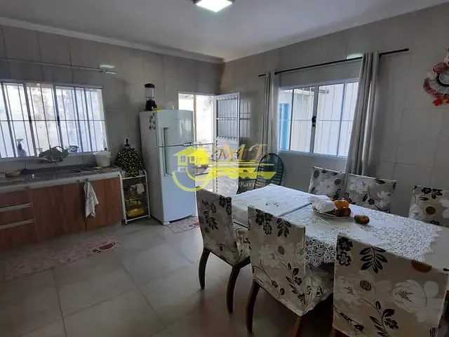 Conjunto comercial com 360m² 4 quartos e 2 banheiros, à venda, no bairro Vila Aeroporto em Campinas