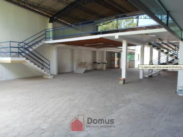 Galpão / Barracão com 500m², à venda ou para alugar, no bairro São Benedito em Pindamonhangaba