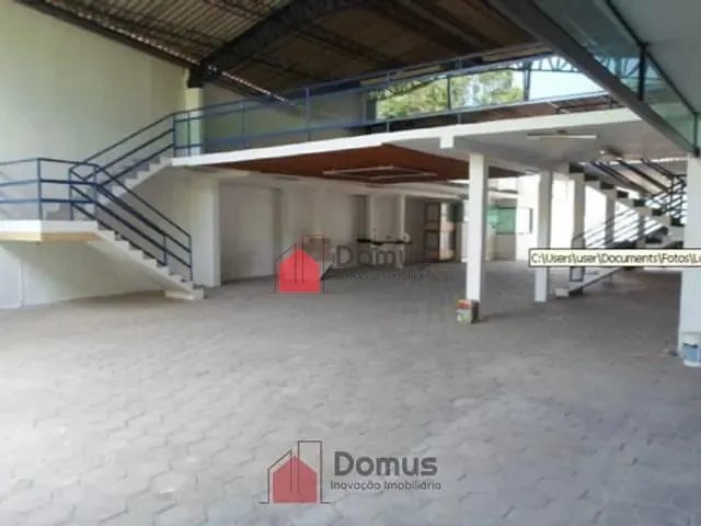 Galpão / Barracão com 500m², à venda ou para alugar, no bairro São Benedito em Pindamonhangaba