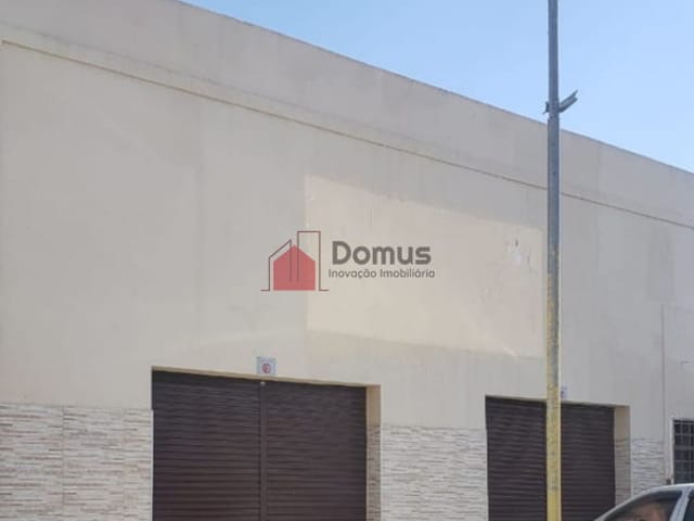 Comercial com 2000m², à venda ou para alugar, no bairro Jardim Rosely em Pindamonhangaba
